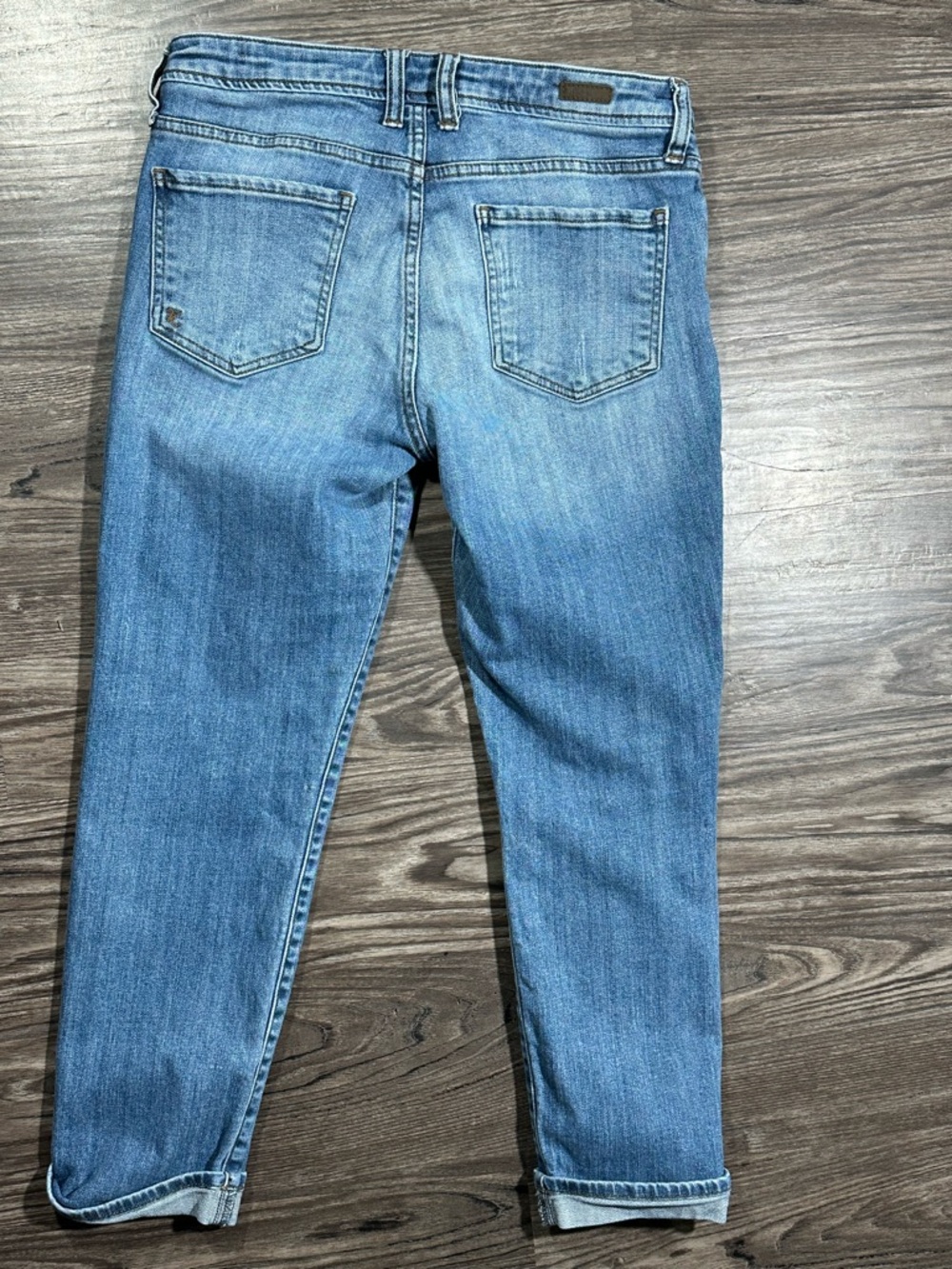 KUT FROM THE KLOTH Distressed CATHERINE Slim Boyfriend Cuffed Cropped Jeans 6 - Picture 7 of 13